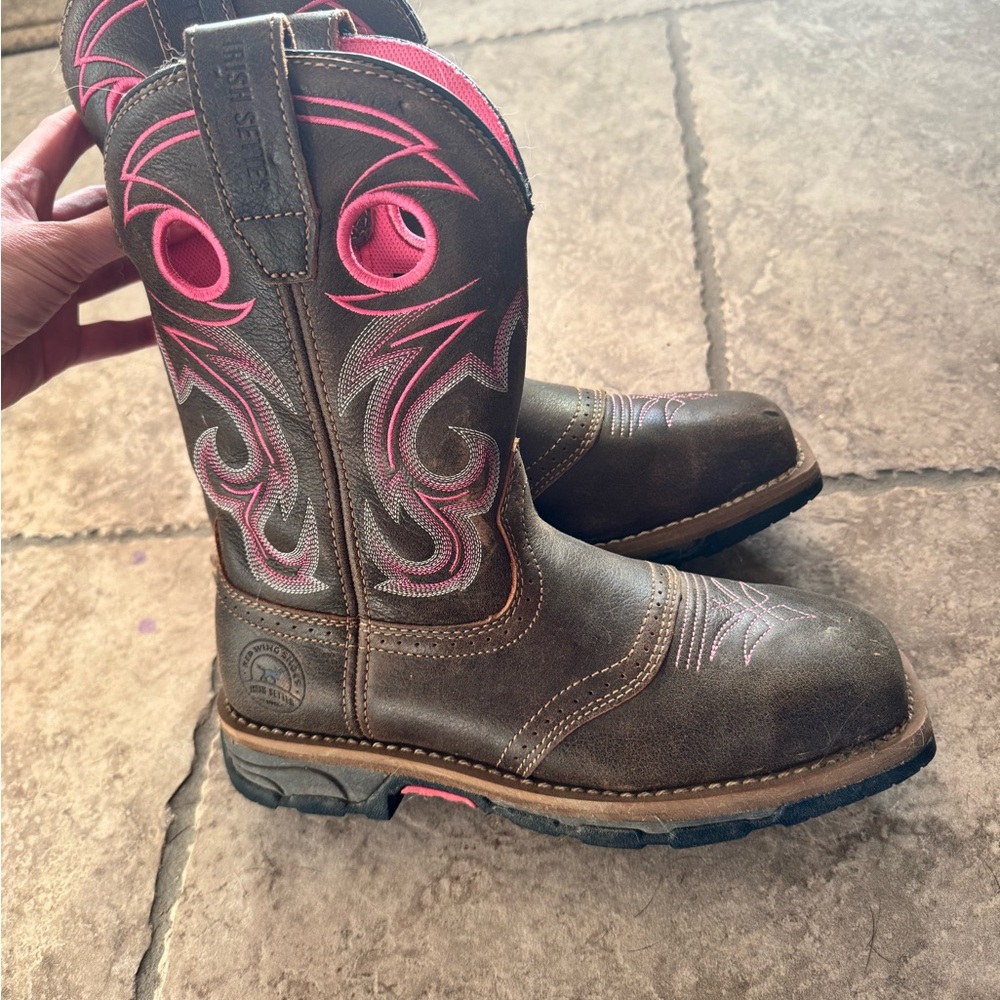 Ariat Women’s Brown and Pink Western Boots steel toe work boots